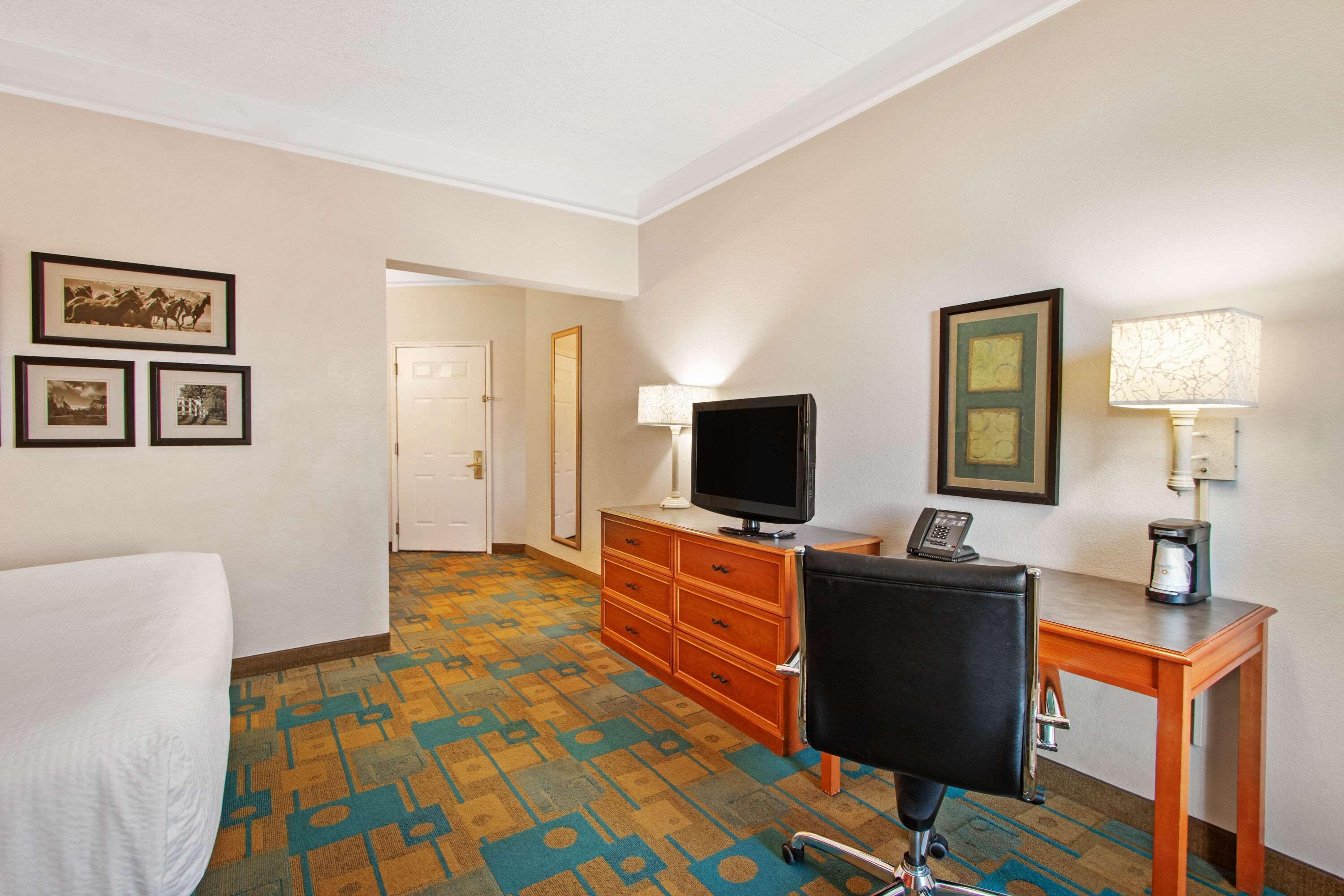 La Quinta By Wyndham Albuquerque West Ξενοδοχείο Εξωτερικό φωτογραφία